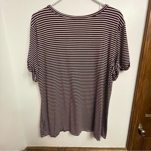 American Eagle soft and sexy v-neck tee XL like new, EUC - Picture 2 of 3